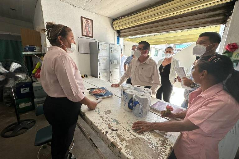 Recorre Alcalde de Mazatlán instalaciones del hospitalito