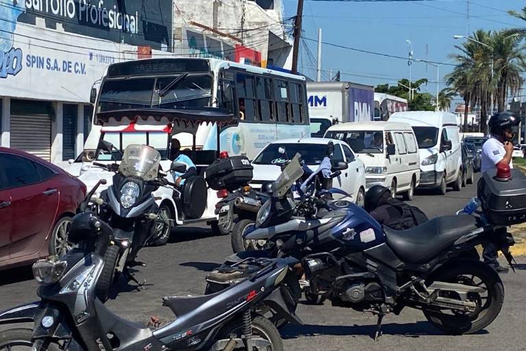 Arrollan a mujer motociclista en Mazatlán