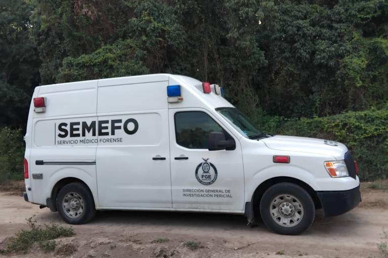 Muere motociclista al ser embestido por el tren, en Quilá, Culiacán