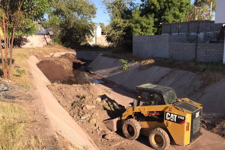 Avanza Obras Públicas de Culiacán 60 por ciento en limpieza y desazolve ...
