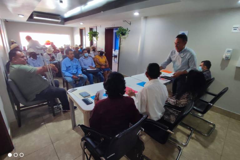 Se reúne director del Isic con pueblos indígenas del norte del estado