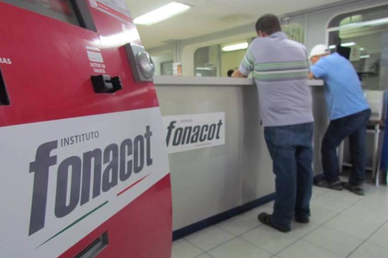 Fonacot elimina comisión por apertura de créditos para mujeres