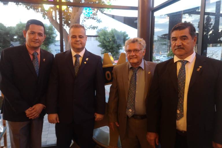 Trabajan por el bien de la comunidad