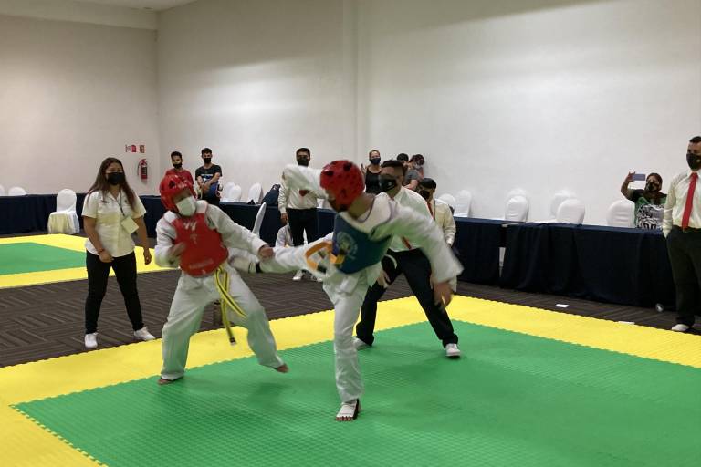 Celebran Regional MDK en Mazatlán