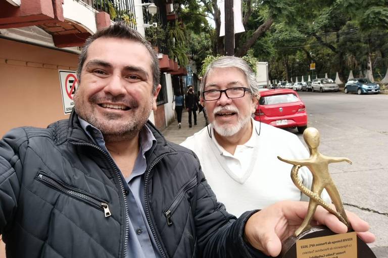 Gana Alejandro Román el Premio ‘Emilio Carballido’ por ‘Érase una vez la novia’