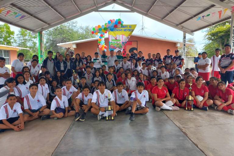 Apoya Imdec los Juegos Deportivos de Telesecundaria en Baila