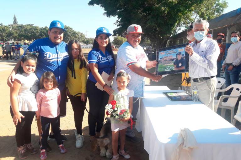 Se inaugura la Liga de Beisbol Magisterial Secciones 27 y 53 del SNTE 2021