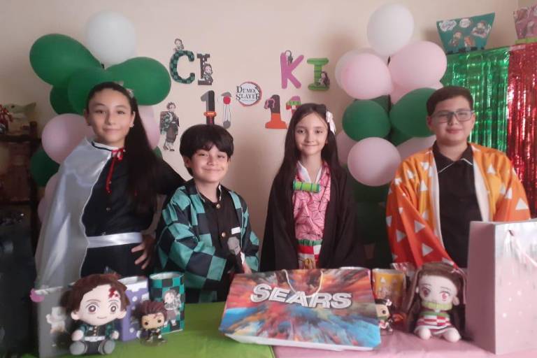 Celebran los mellizos Carlos Iván y Kiara Ivanna su cumpleaños