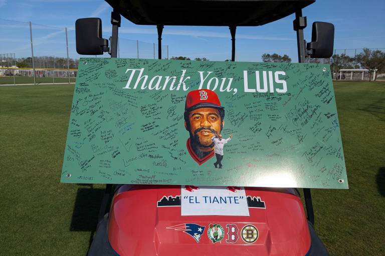 Medias Rojas recuerda el legado de Tiant con un especial tributo