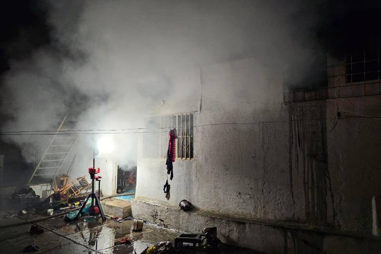 Muere mujer en incendio de una vivienda en Mazatlán