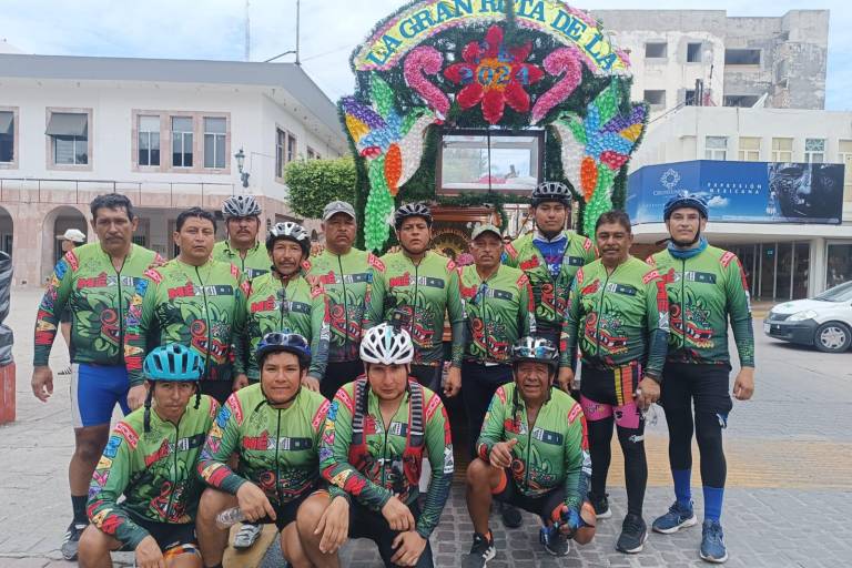 ‘La Gran Ruta de la Fe’ arriba triunfal al puerto de Mazatlán