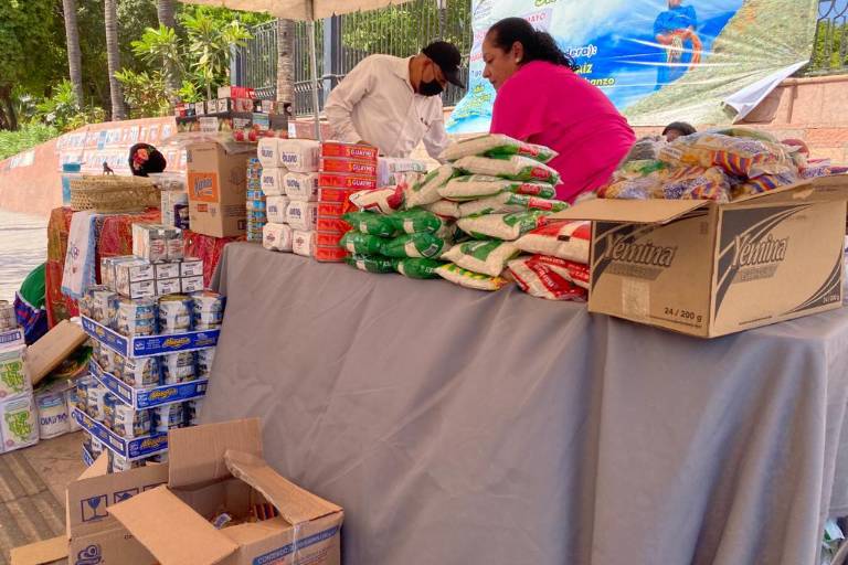 Colectivo Tarámari Sinaloense reúne más de 5 toneladas de alimentos en colecta