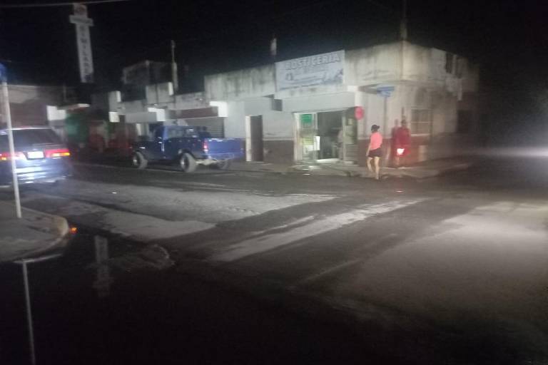 Escuinapa y comunidades de la zona del valle sin luz eléctrica desde hace 12 horas