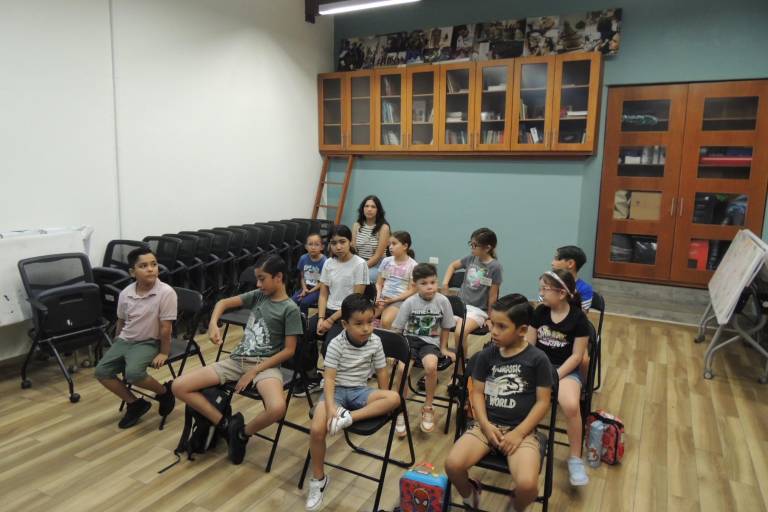 Aprenden sobre el mundo del Teatro a través de juego