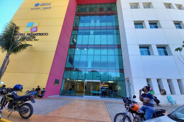 Hospital Pediátrico de Sinaloa opera en edificio viejo y nuevo de forma simultánea