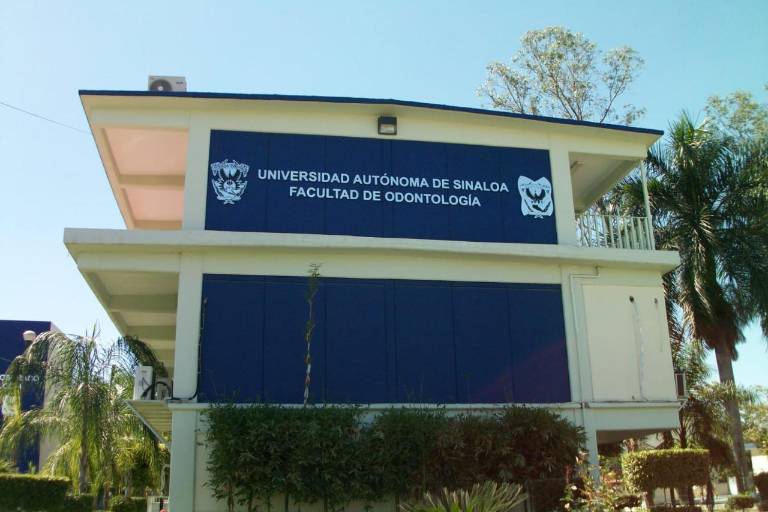 Estudiantes de Odontología se graduarán en tiempo y forma: Secretario General