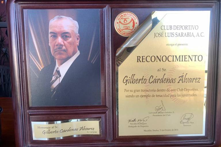 Gilberto Cárdenas Álvarez, una vida dedicada a la familia y al beisbol