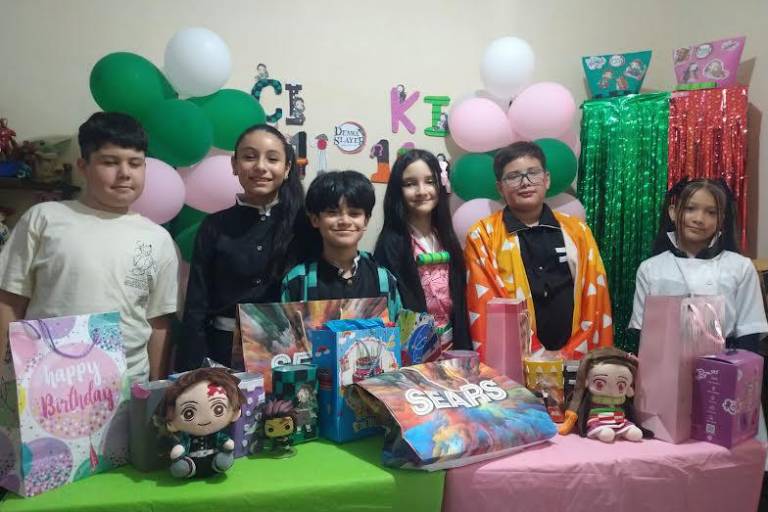 Celebran los mellizos Carlos Iván y Kiara Ivanna su cumpleaños