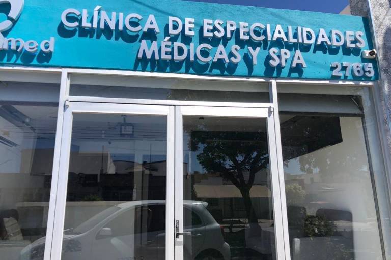 Coepriss clausura clínica de belleza; no eran profesionales de la salud quienes ahí laboraban