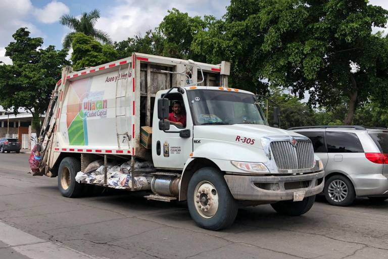 Pese a investigación de la Fiscalía por contrato de camiones de basura, Gobierno de Culiacán comprará 20 unidades más