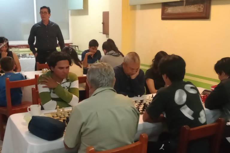 Celebran Torneo de Ajedrez ‘Entre Amigos Arnie García’