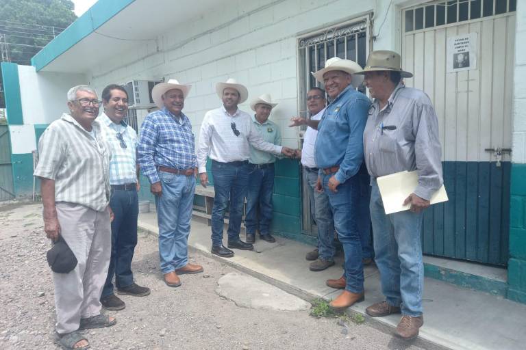 Logran acuerdo sobre precio del mango en el sur de Sinaloa y liberan módulos de Cesavesin y carretera