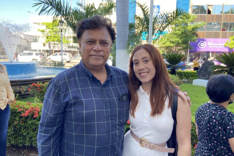 Celebran ciudadanos el 491 aniversario de la fundación de Culiacán con misa y pastel