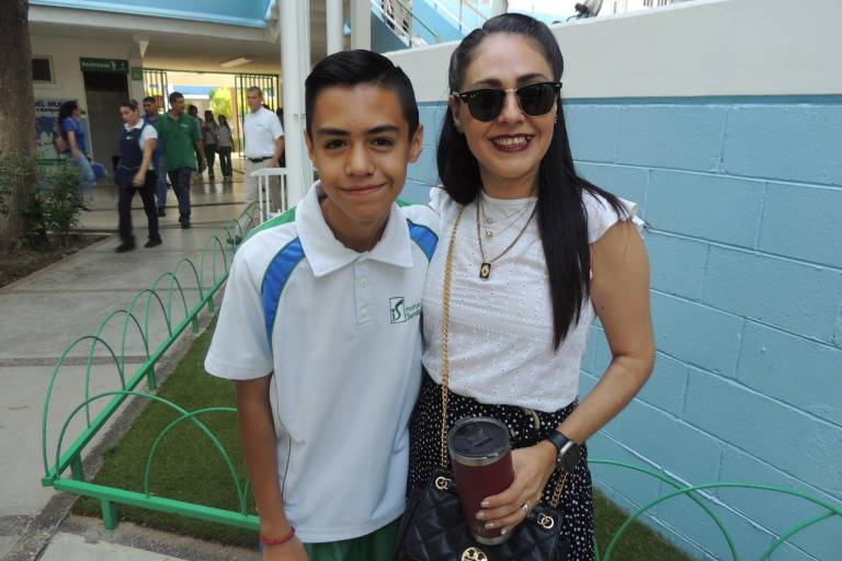 Reconoce el Instituto Senda a sus alumnos de excelencia