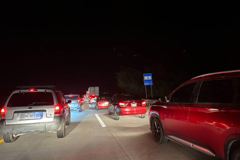 ¡Tome sus precauciones!; se congestiona la circulación vial al sur de Mazatlán por Carnaval de Villa Unión y éxodo de vacacionistas