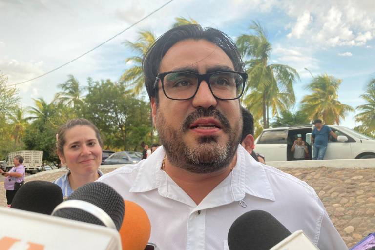 Anuncia Alcalde de Culiacán entrega de biblioteca y pavimentación de 40 calles