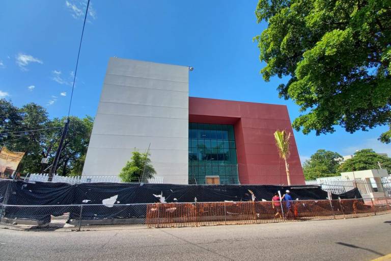 Hasta octubre inaugurarán los nuevos edificios del Pediátrico, Hospital General de Culiacán y el Centro de Salud de Culiacán