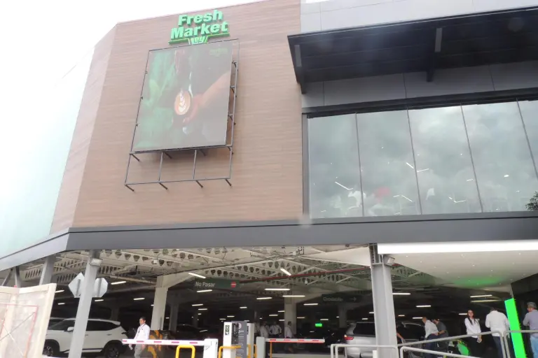 La cadena Fresh Market abrió su nueva sucursal en la colonia Las Quintas, en Culiacán.