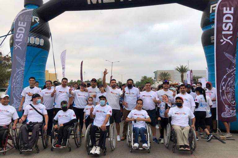 En Culiacán realizan carrera de colores en pro del autismo