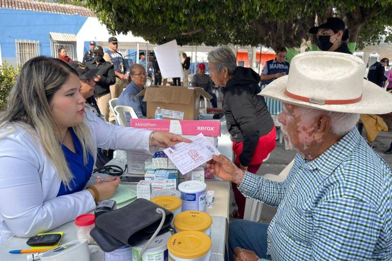 Llevan jornada médica de primer contacto a la sindicatura de Agua Verde, en Rosario