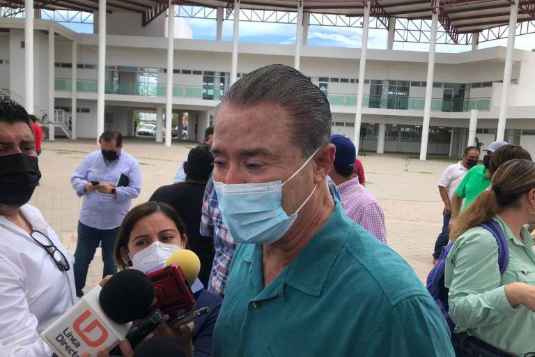 Destaca Quirino inversión sin deuda, hospitales e infraestructura previo a su último informe de Gobierno