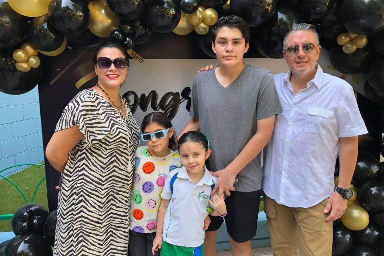 Celebra el Instituto Senda una graduación más de los pequeños de preescolar