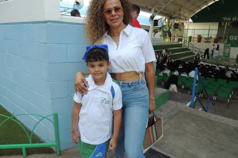 Reconoce el Instituto Senda a sus alumnos de excelencia