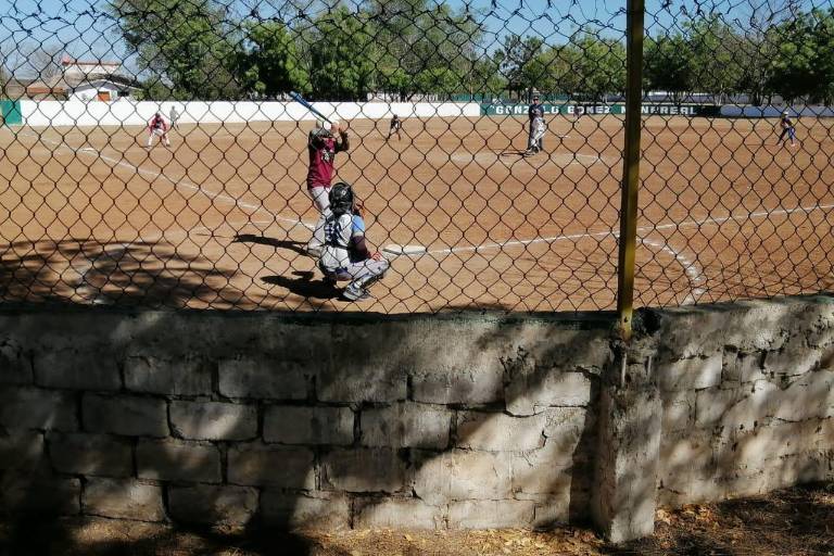 Trepidante jornada de la Toronja en la Liga Pelikanos