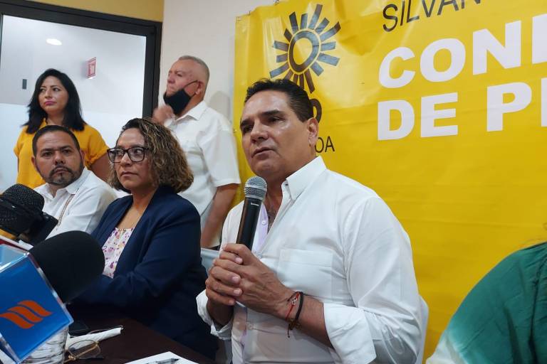 Ve Silvano Aureoles como un ‘triunfo’ que Senado haya regresado a comisiones iniciativa de militarización