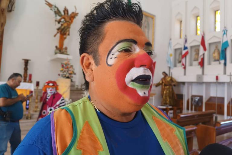 Payasos de Mazatlán enfrentan falta de trabajo por la crisis de seguridad