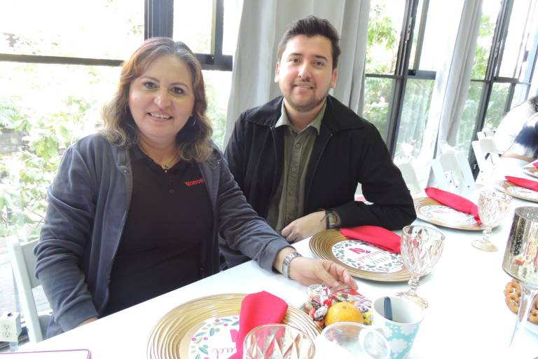 Celebran colaboradores de Noroeste la Navidad con rico desayuno