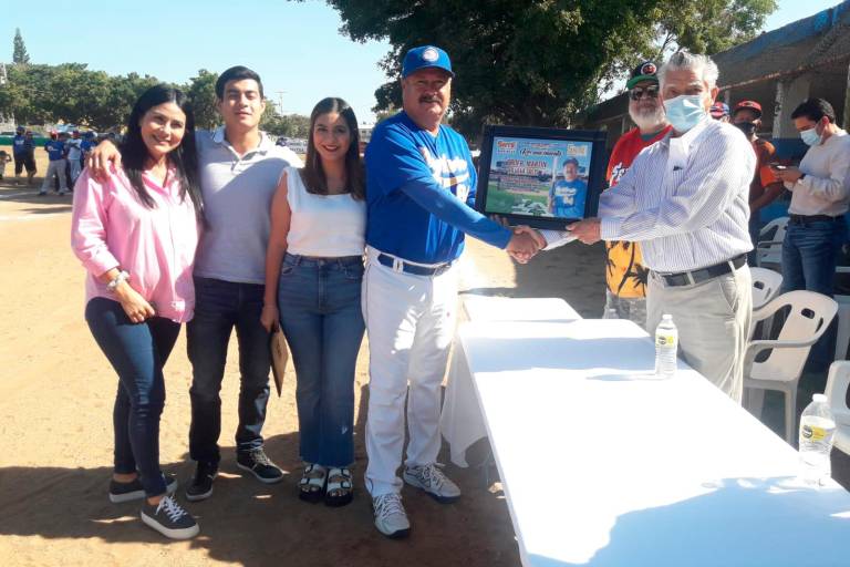 Se inaugura la Liga de Beisbol Magisterial Secciones 27 y 53 del SNTE 2021