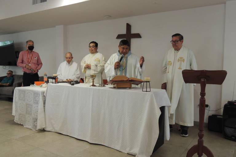 Celebra Hospital del Carmen 99 años de existencia