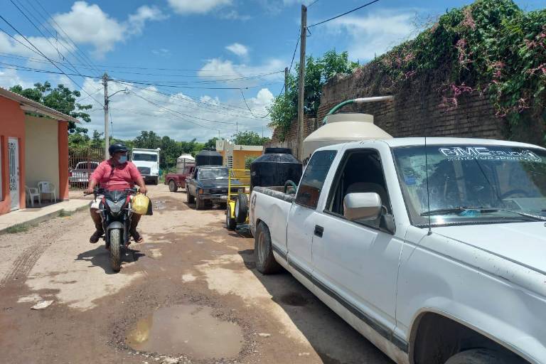 Han sido días, no semanas, la falta de agua en Escuinapa, afirma Jumapae