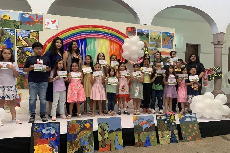 Celebran el Día del Niño con clausura de dos talleres en el Masin