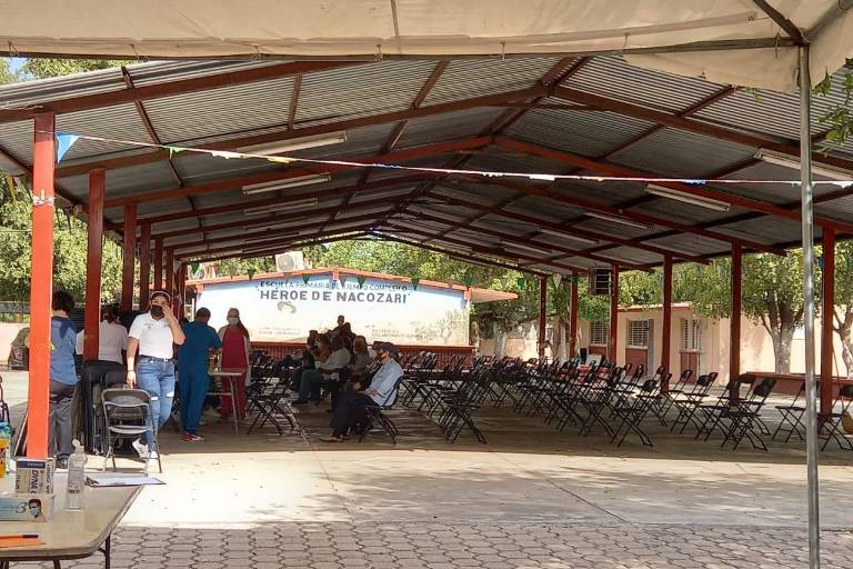 En Culiacán provoca confusión aplicación de la segunda dosis de vacuna contra el Covid-19; no es por orden alfabético