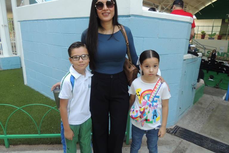 Reconoce el Instituto Senda a sus alumnos de excelencia