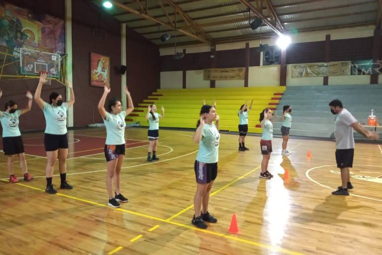 Las Plebes Basketball Club realizan exitoso Try Out en la ETI 5