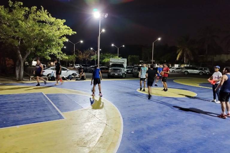 Completa Piratas Basketball otra semana de pretemporada