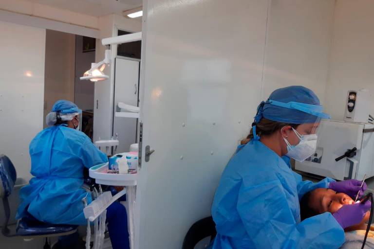 Se suma OXXO a 10 años de salud dental con unidad móvil de Pro-familia de Jornaleros